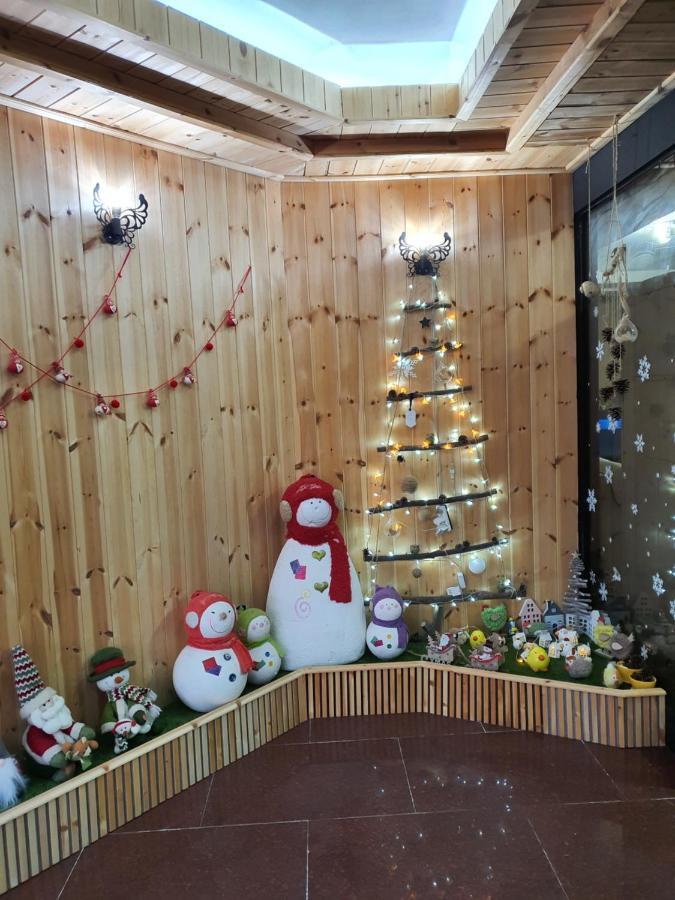 White House Hotel Sokcho Exterior foto